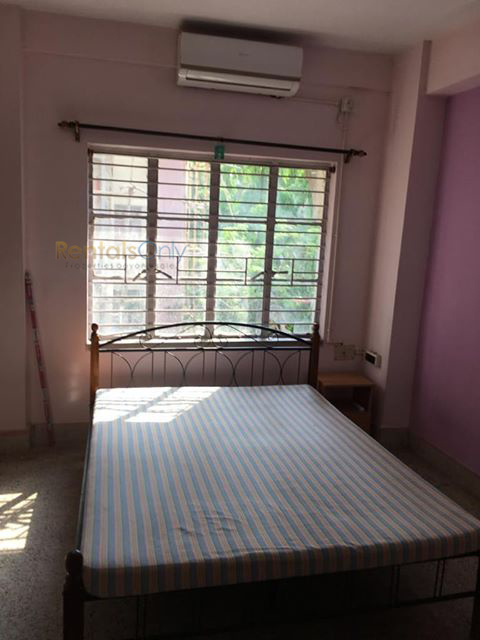 110 sqft commercial space on rent in ground floor for showroom, doctor’s chamber etc. in Kestopur